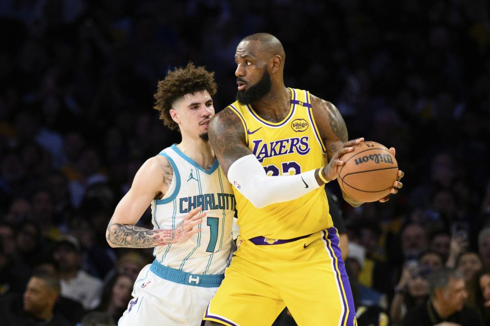 迷感到震惊 迷感到震惊