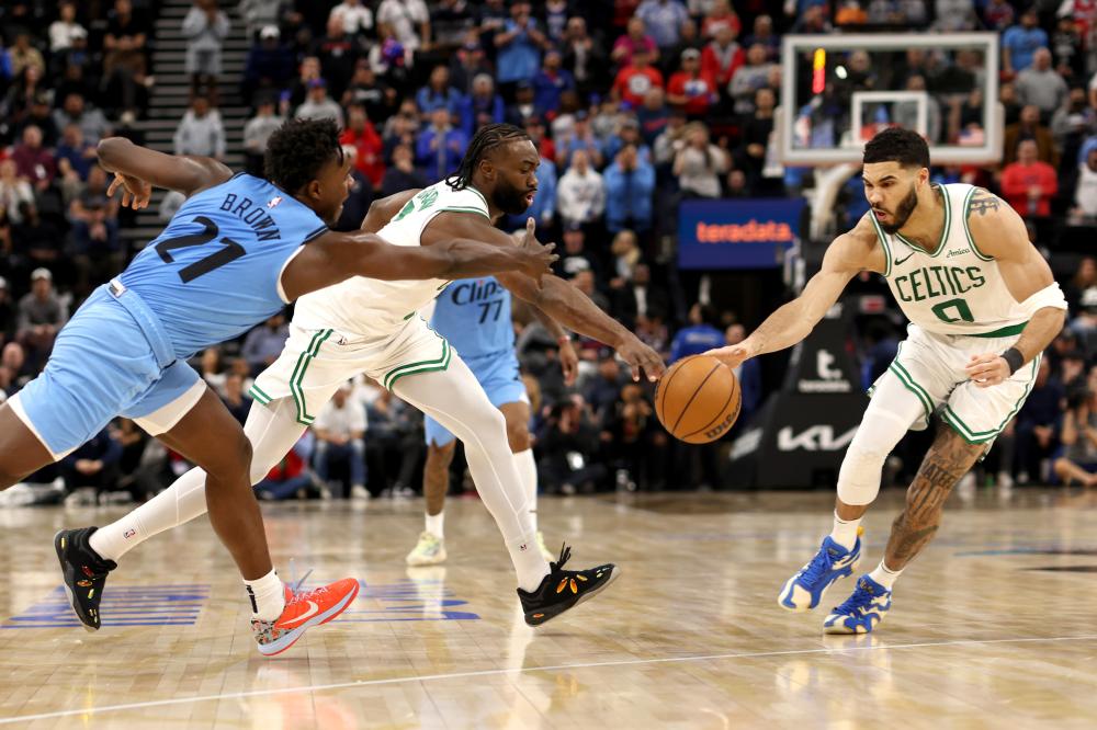 在年龄和潜 在年龄和潜