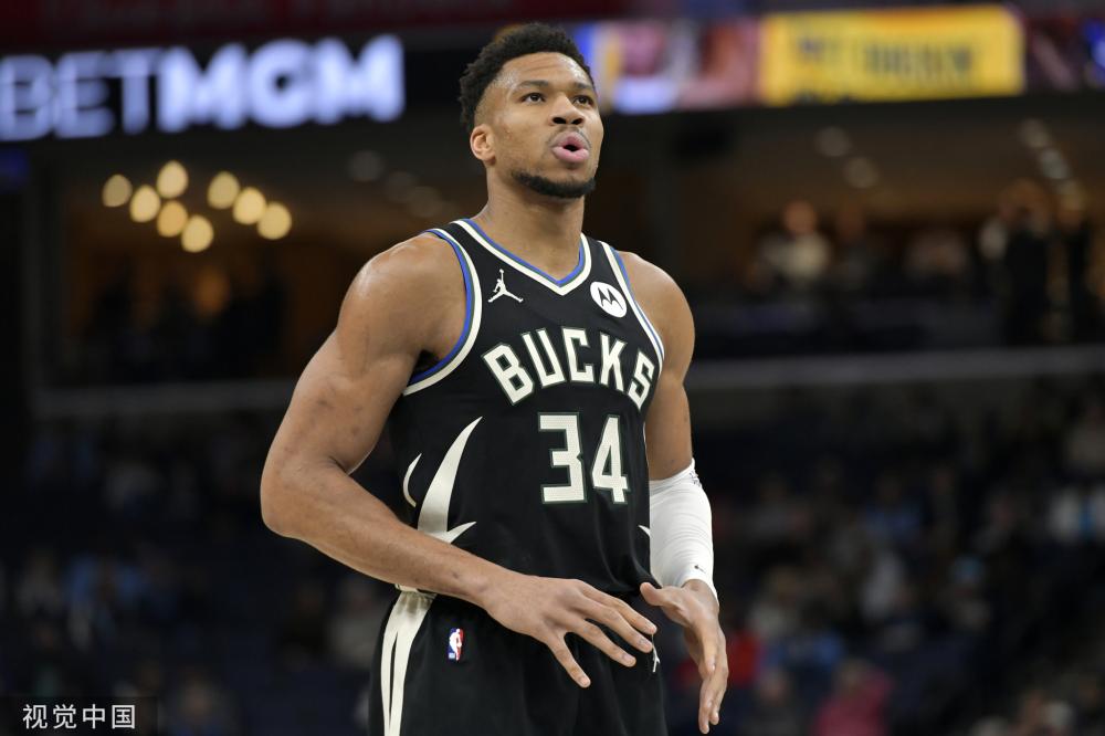 球员更多的 球员更多的