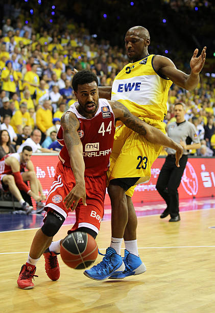 然给球队带 然给球队带